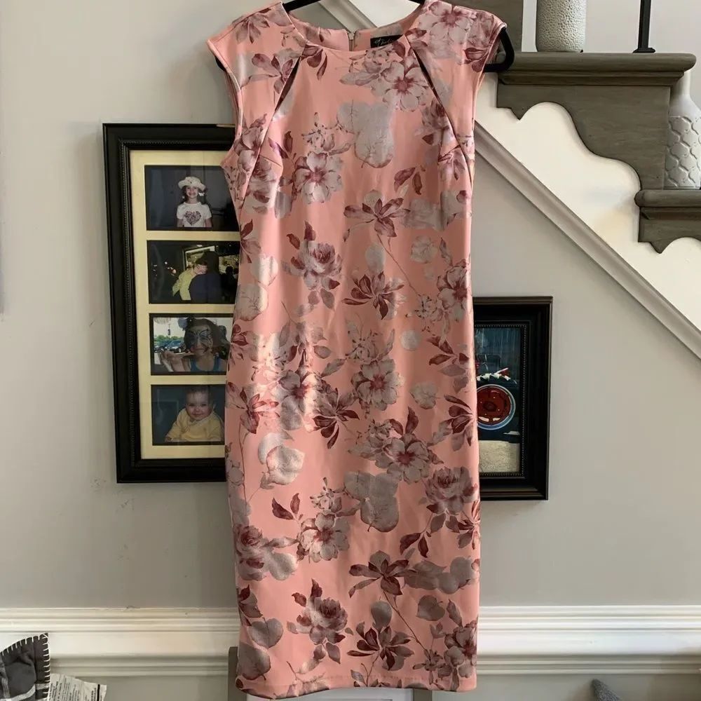 Thalia Sodi Pink Scuba Style Cut Out Dress sz 6 EUC